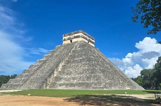 Chichen Itza Rush : Cenote Saamal, Buffet & Valladolid Tour