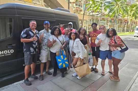 Private Oahu Custom Tour by Sprinter Van | Up to 10 Guests