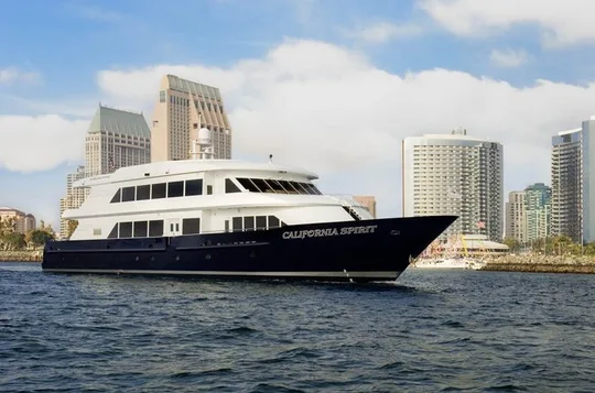 Harbor Lights Dinner Cruise