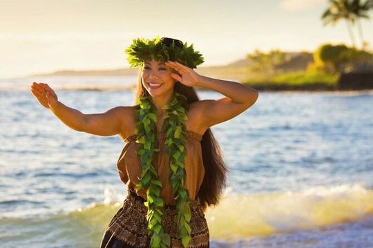 Oahu Circle Island Tour with Snorkeling + Free Perks & Free Wi-Fi