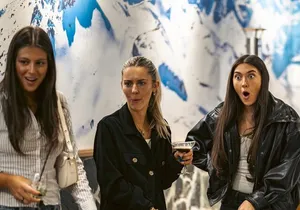 Winter Wonderland Mini Golf & Holiday Cocktail (+ Comedy Show)