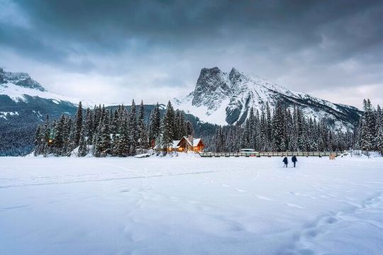 Hidden Frozen Gems of Yoho & Kootenay - Small Group Adventure