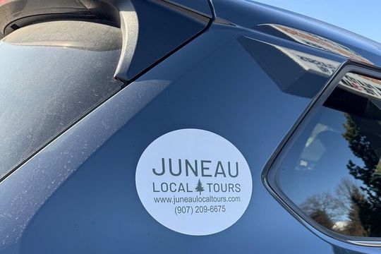 Juneau Private Bike Tour with Glacier Views (and Sightseeing)
