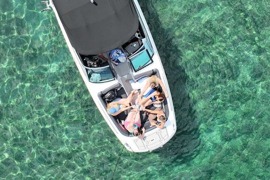 Lake Tahoe Happy Hour Private Boat Cruise 2 Hours