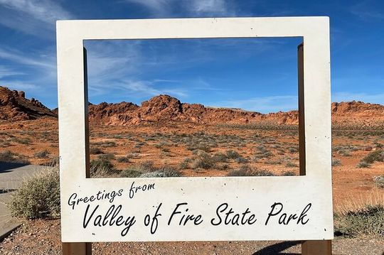 Valley of Fire and Hoover Dam Full Day Tour