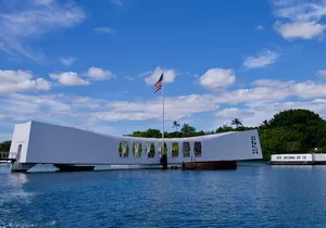 Private Tour-Pearl Harbor with Arizona Memorial + Scenic Lookouts