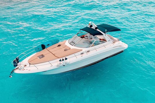 2 hour private Yacht Adventure in Cancún
