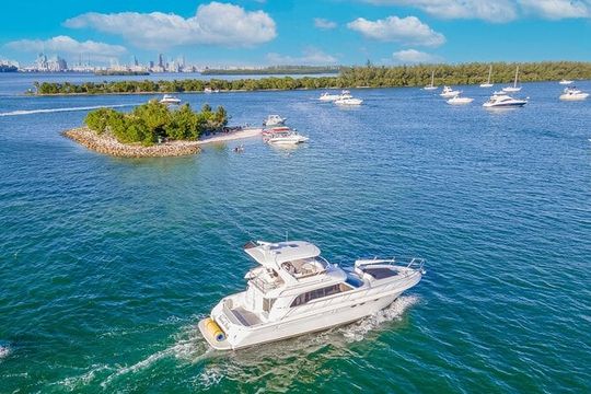 Private Yacht Rental 55 ft + 2 Jet Ski Rides | Miami Boat Tour