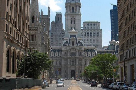 Philadelphia Day Trip with DuPont Gardens Visit