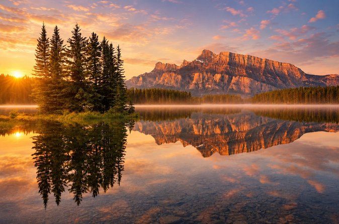 Banff: Two Jack Sunrise, Wildlife, Lake Louise & Canyon
