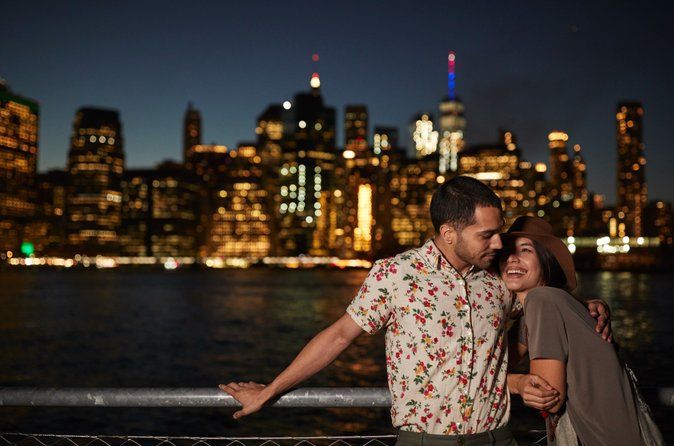 ICONIC New York City Skyline Night Tour: Dumbo & Long Island City