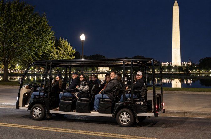 Washington DC Monuments & US History Moonlight Guided E-Cart Tour