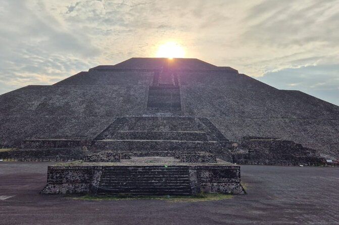 Teotihuacan in detail Guided tour of the city of the gods
