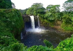 Explore the Big Island of Hawaii in a Polaris Slingshot