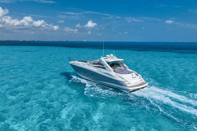 Luxury 52ft Sunseeker Yacht Rental in Cancun