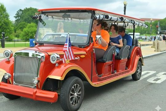 Washington DC Monuments and History Guided Electric Cart Tour
