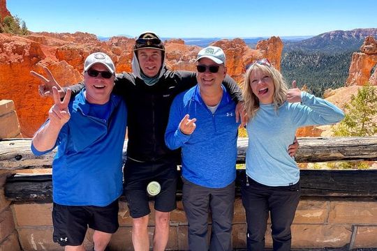 Private Bryce Canyon and Slot Canyon Full Day Hike