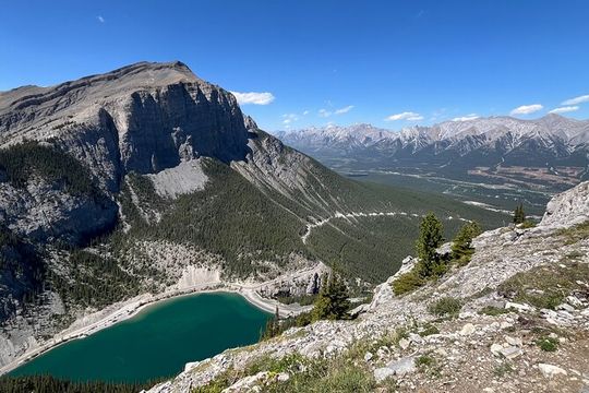 Canmore-Kananaskis Private Guided Hiking Tour From Banff Canmore