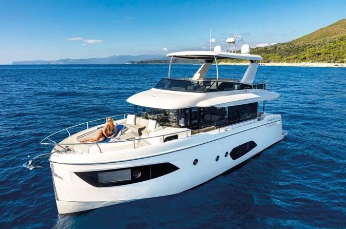 Sarasota- 52’ Rally Point | Absolute Navetta 52 Luxury Yacht- 3Hr
