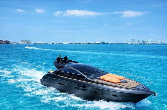 Brickell and Islands Luxury Yacht Rentals 60 Ft