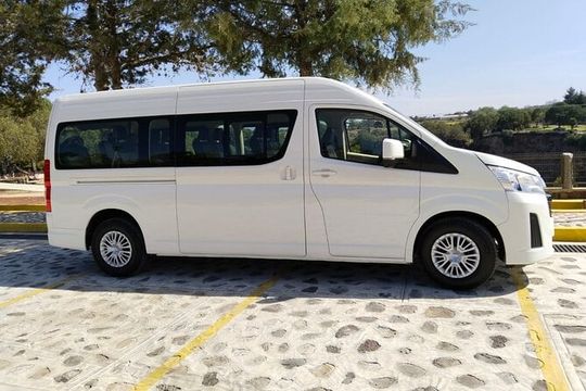 Private transportation in Cancun