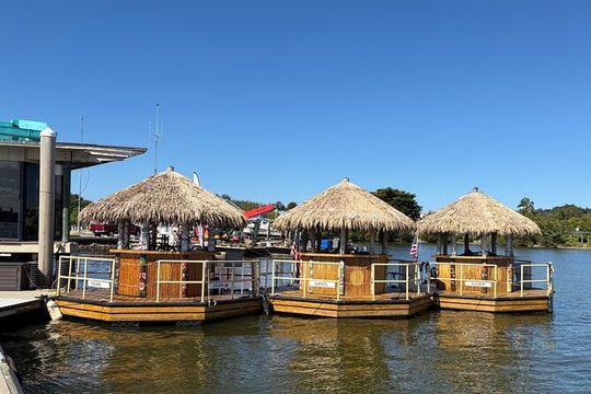 2 Hour Naples Tiki Boat Cruise, Port Royal and Luxury Canal Tour