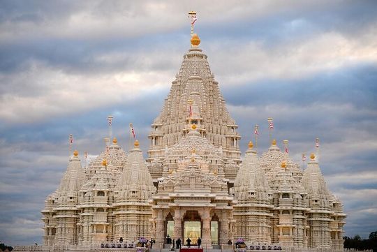 Hershey Gardens Bus Tour 2 Days Shared Experience