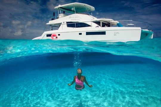 Cancun Premium Shared Yacht and Catamaran Experience