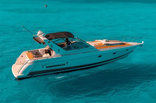 Elegant 42-foot Private Yacht in Cancun with Snorkeling