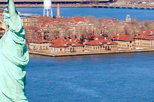 Statue of Liberty and Ellis Island Audio Guided Experience