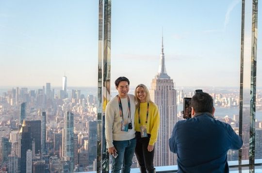 Private NYC Skyscrapers and Summit Guided Experience