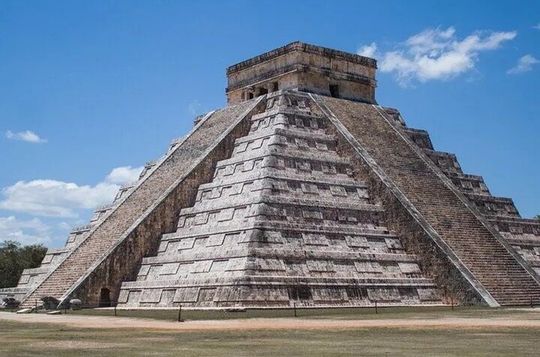 Chichen Itza and Cenote Tour Ikkil and Hubiku and Valladolid