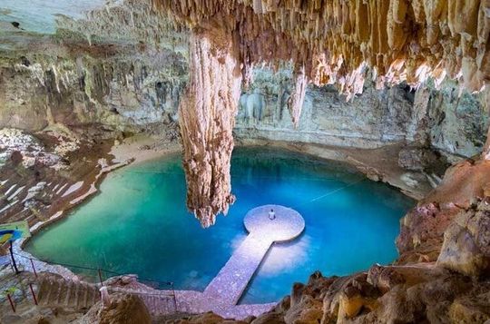 Ancestral Cenote Suy Tun and Guided Tour of Chichen itza