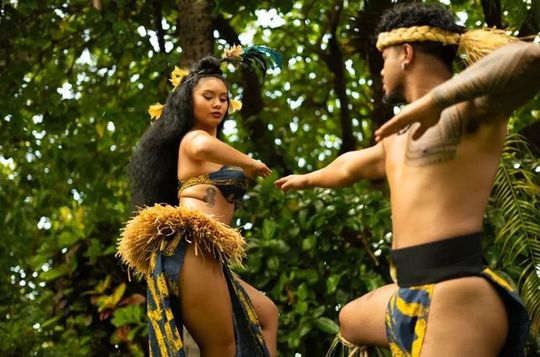 Ko Olina Catamaran Snorkel and Luau Experience