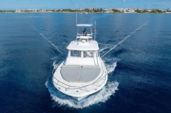 6 Hour Private Fishing Charter in the Riviera Maya