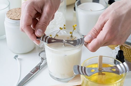 DIY Candle Making Class at a Trendy Local Bar in Orlando