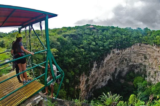 From San Cristobal : Sima Tour of the Cotorras and El Aguacero