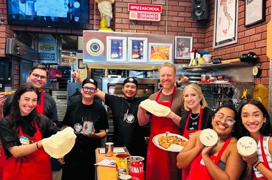 New York City Private Pizza-Making Workshop and Dinner