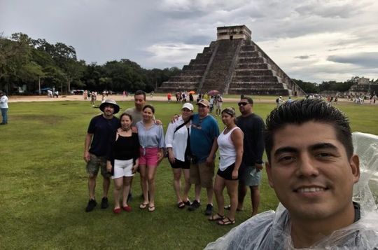 Private tour Customizable to Chichen Itza and cenote and Valladolid