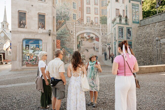 Morning Old Québec Walking Tour with coffee for Early Birds