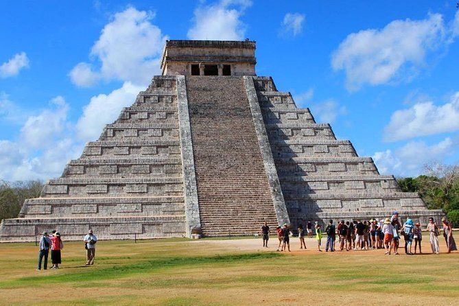 Archeological Mayan Chichen Itza classicfrom Playa del Carmen