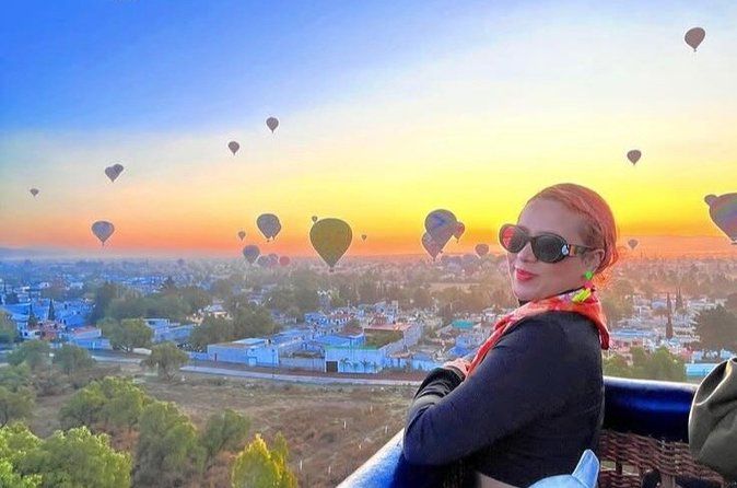 Balloon flight Teotihuacan cave breakfast and CDMX transportation