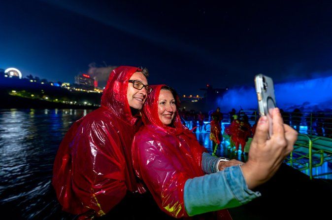 Niagara Night Tour with Boat, Skylon Tower & Behind the Falls