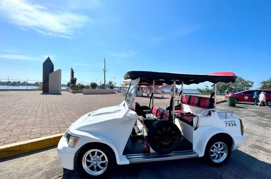 Los Cabos Sunset Cruise: Iconic Views, Group Joy, Food and Drink