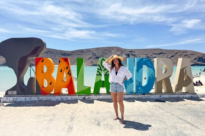 Balandra Beach Tour from La Paz: Balandra & Tecolote with Lunch