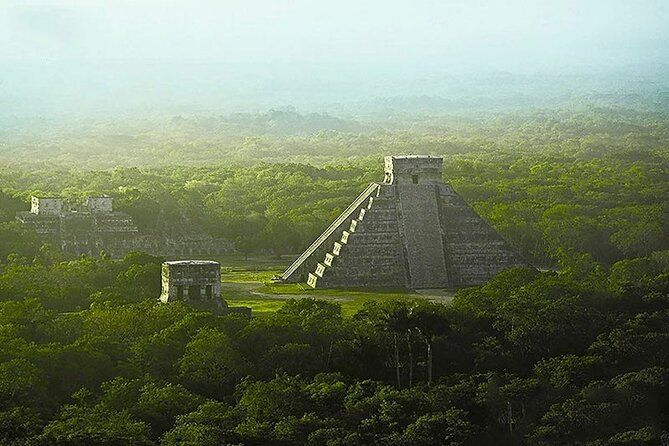 Chichen Itza, Cenote & Valladolid Tour with Mayan Lunch