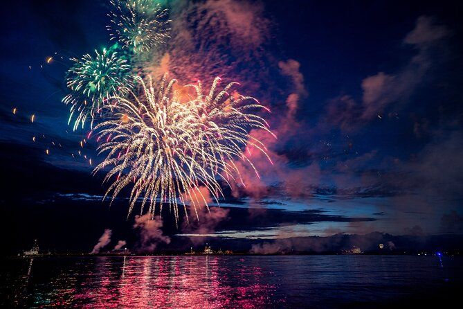 4 Hour Hilton Head Boat Rental With VIP Fireworks Viewing