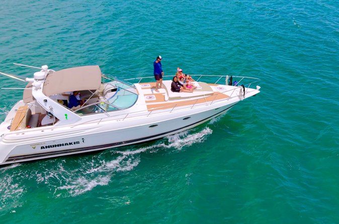 Luxury Private Yacht Escape to IslaMujeres aboard Anunakis 42FT