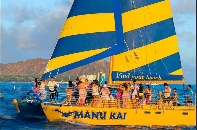 Beautiful 90 Minute Catamaran Sunset Sail with Drinks!