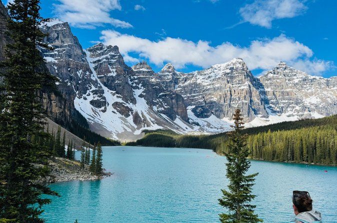 All inclusive Moraine Lake(1 Hr) & Lake Louise(1 Hr) from Banff